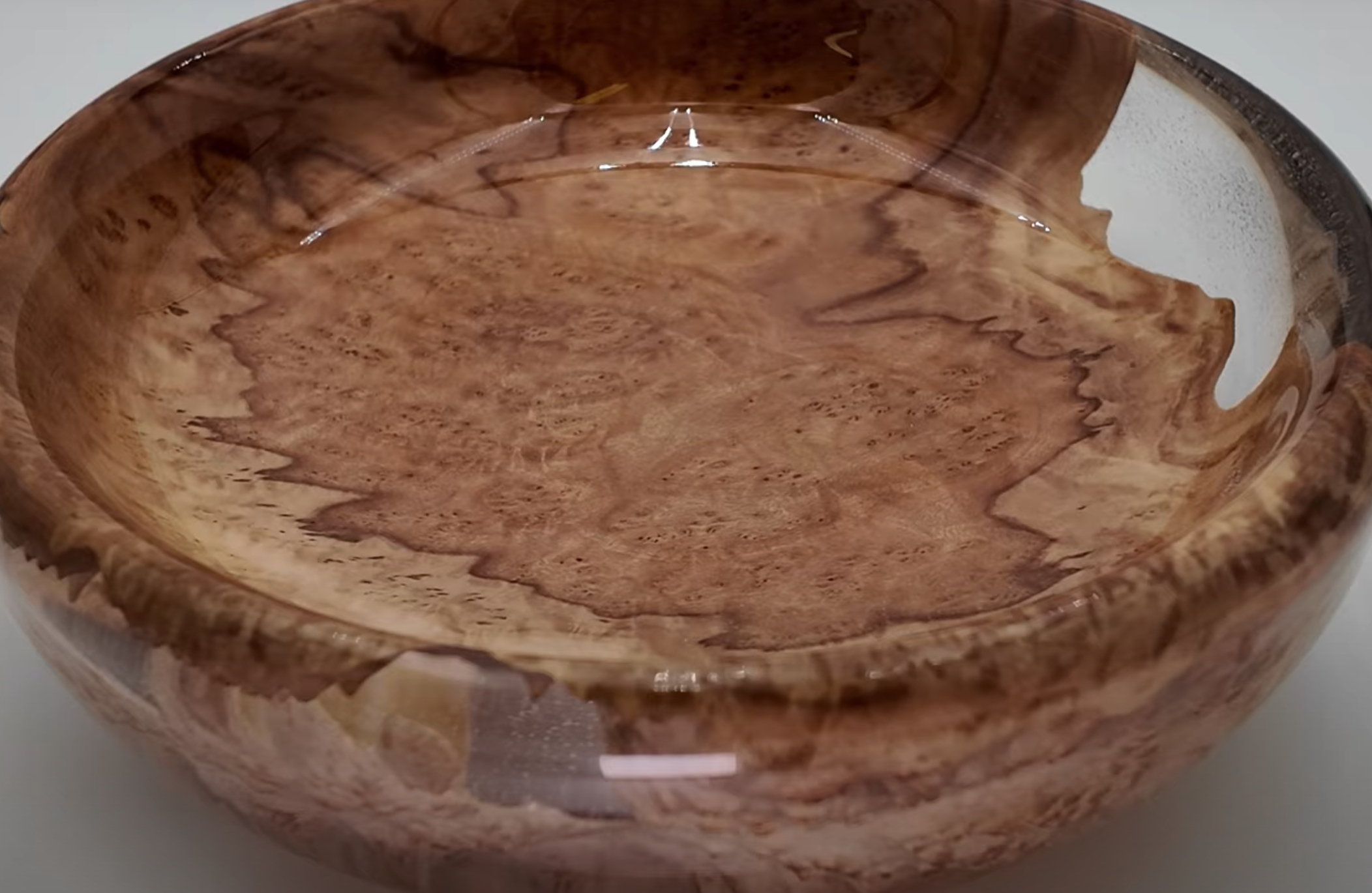 epoxy resin burl bowl using lathe